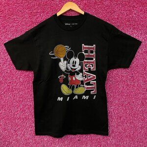 Disney x Junk Food Miami Heat Vintage Mickey Baller T-Shirt Large